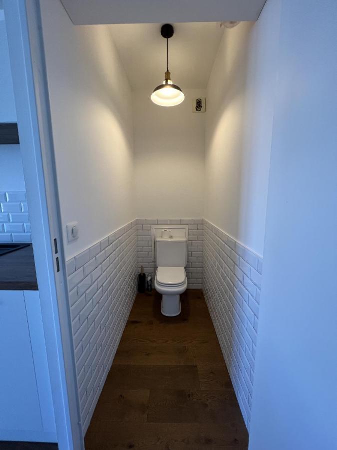 Appartement Accueillant, Tres Bien Situe Nantes Exterior photo